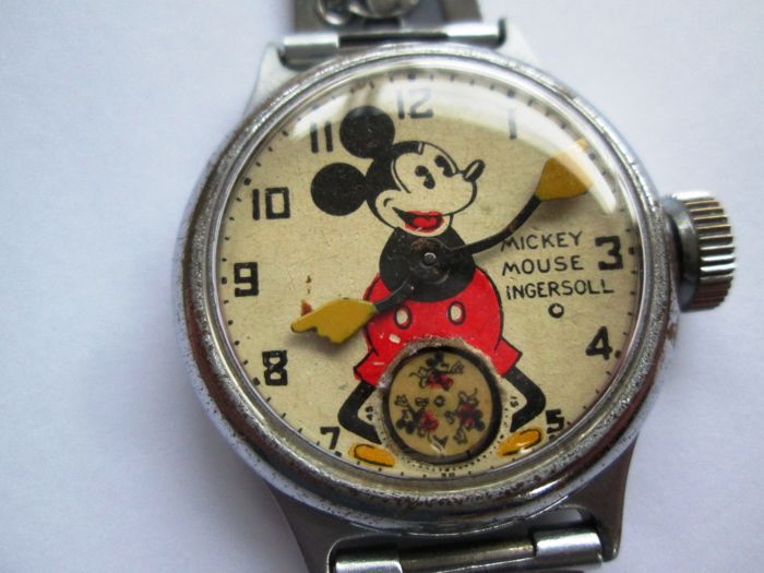 Estás viendo el historial de relojes de Mickey Mouse