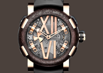 Romain Jerome watch repair 11